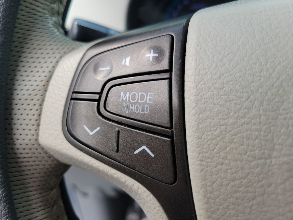 Used 2014 Toyota Sienna XLE w/ XLE Premium Package image 31