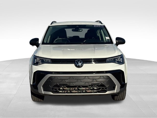 Used 2025 Volkswagen Taos S FWD image 11