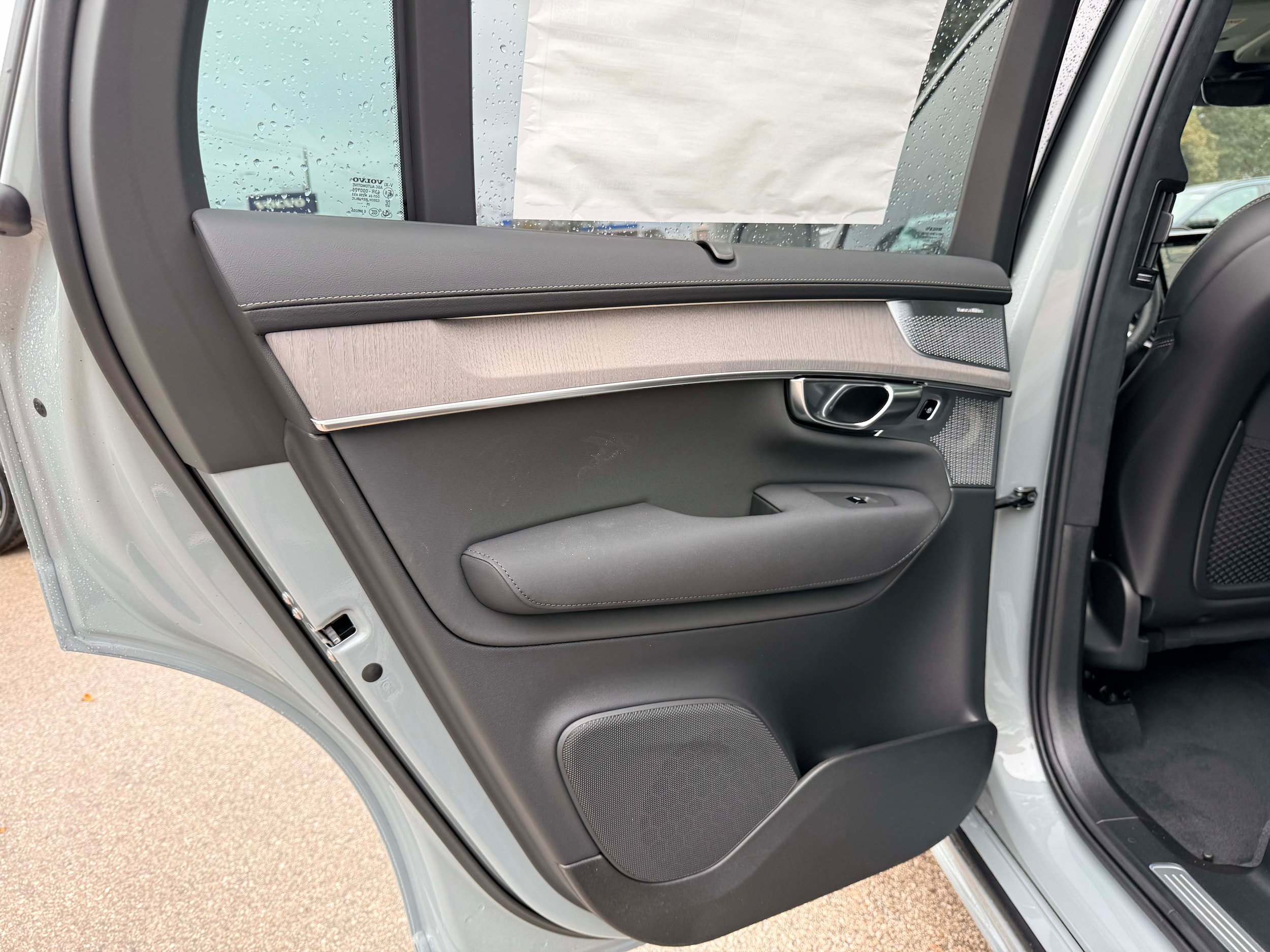 New 2026 Volvo XC90 B6 Ultra w/ Lounge Package AWD/4WD image 15