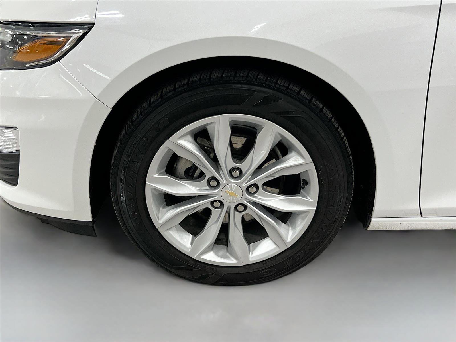 Used 2025 Chevrolet Malibu LT image 30