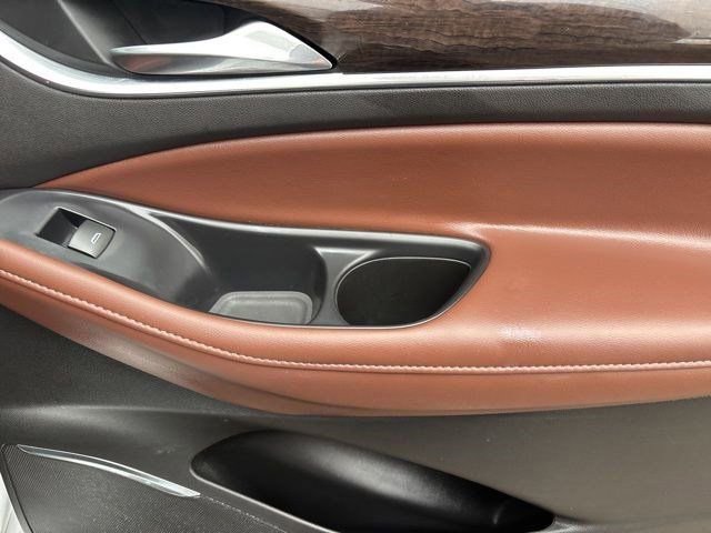 Used 2021 Buick Enclave Avenir image 39