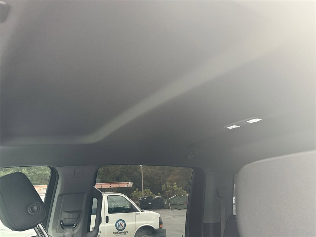 Used 2025 Chevrolet Silverado 2500 Custom image 18