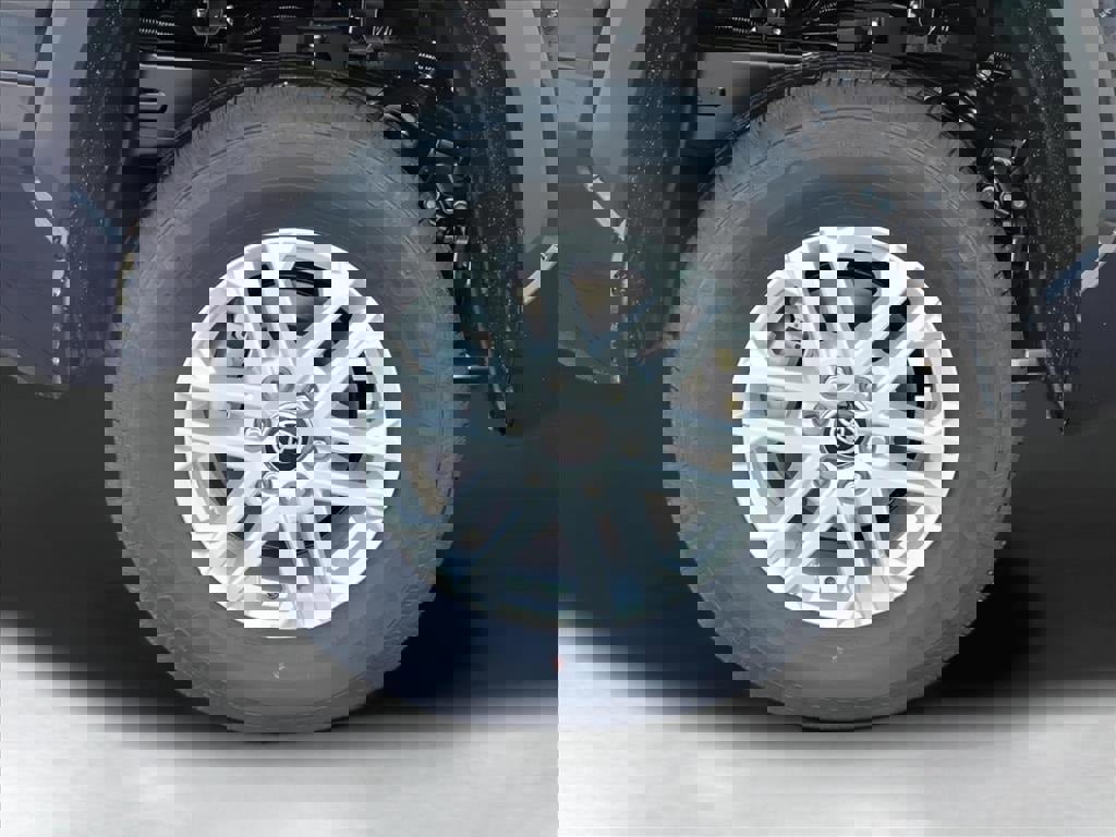 New 2026 Toyota Tundra SR5 image 6