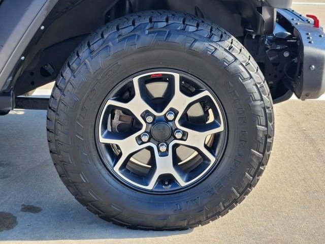 Used 2022 Jeep Wrangler Unlimited Rubicon w/ Steel Bumper Group image 10