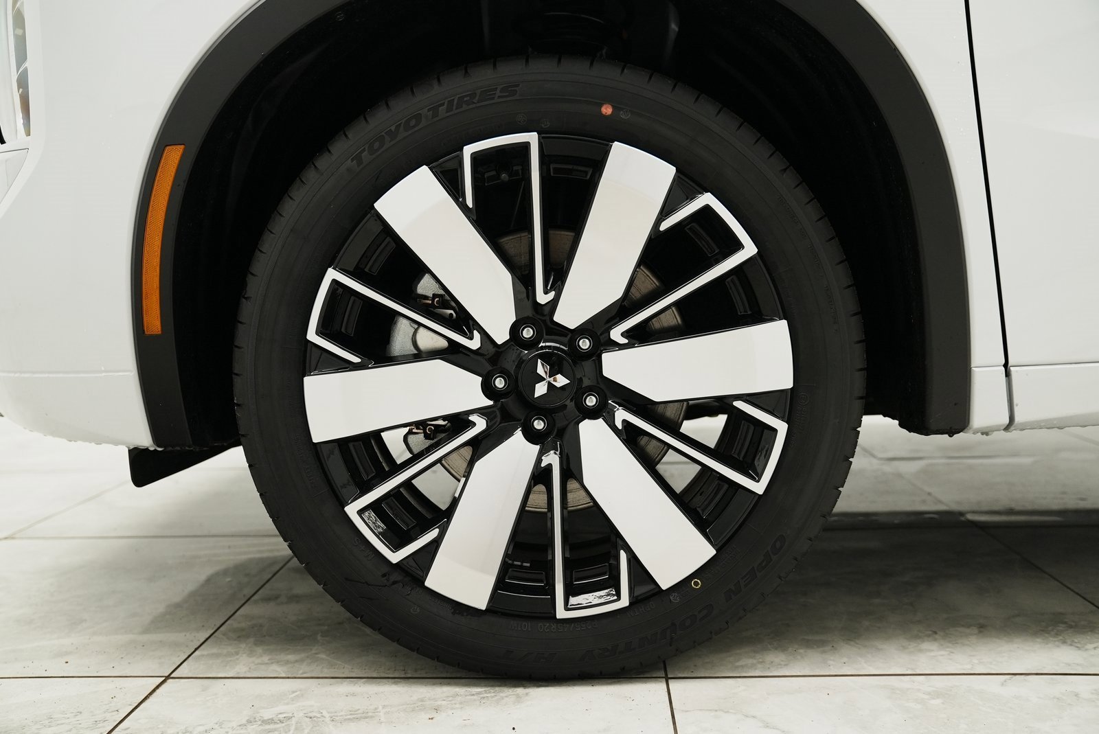 New 2025 Mitsubishi Outlander SEL image 42