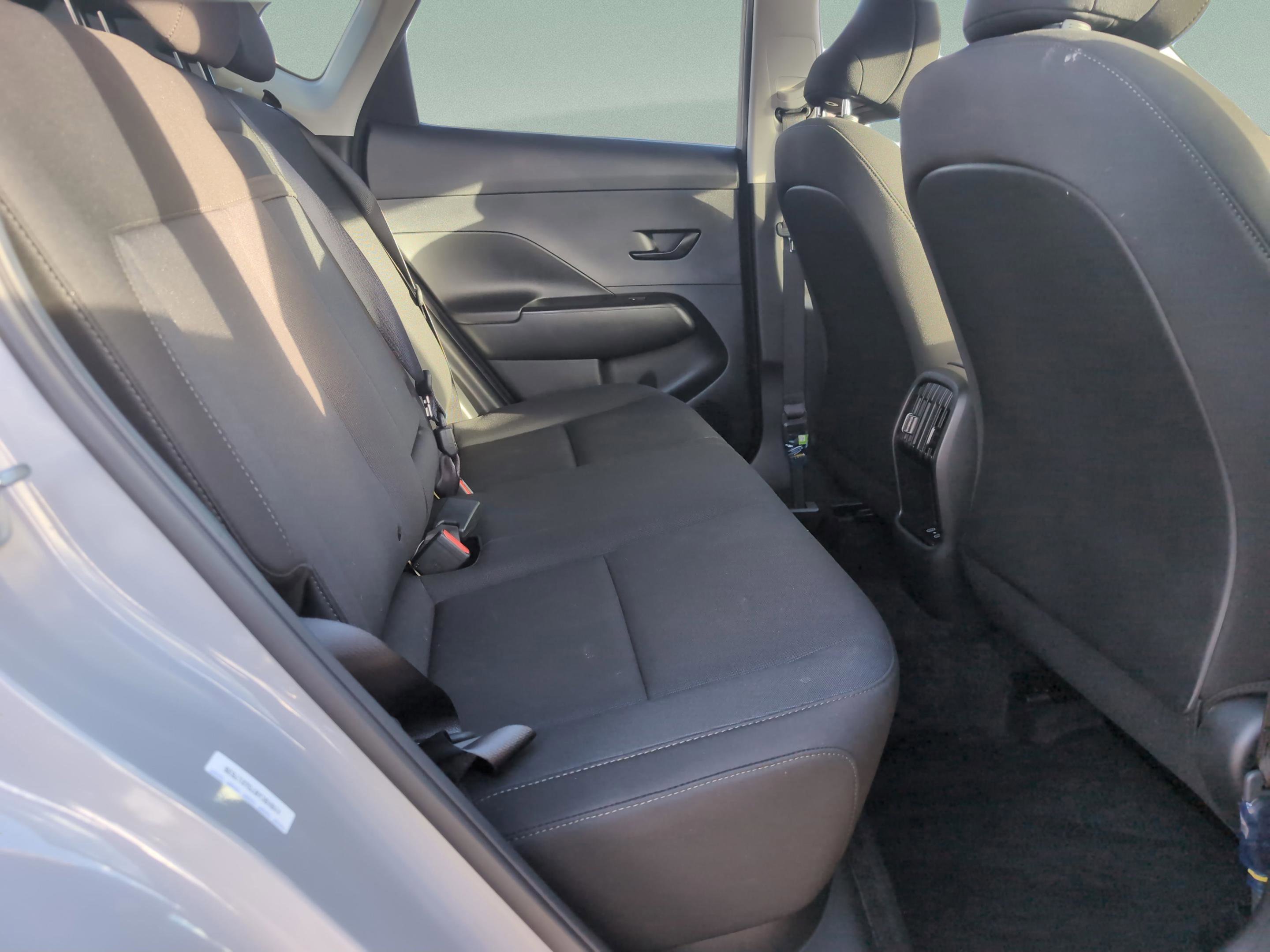 Used 2025 Hyundai Kona SEL image 25