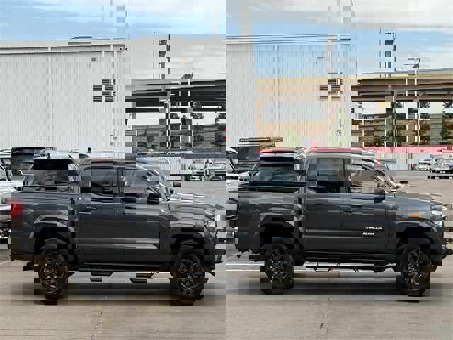 Used 2023 Toyota Tacoma SR5 image 3
