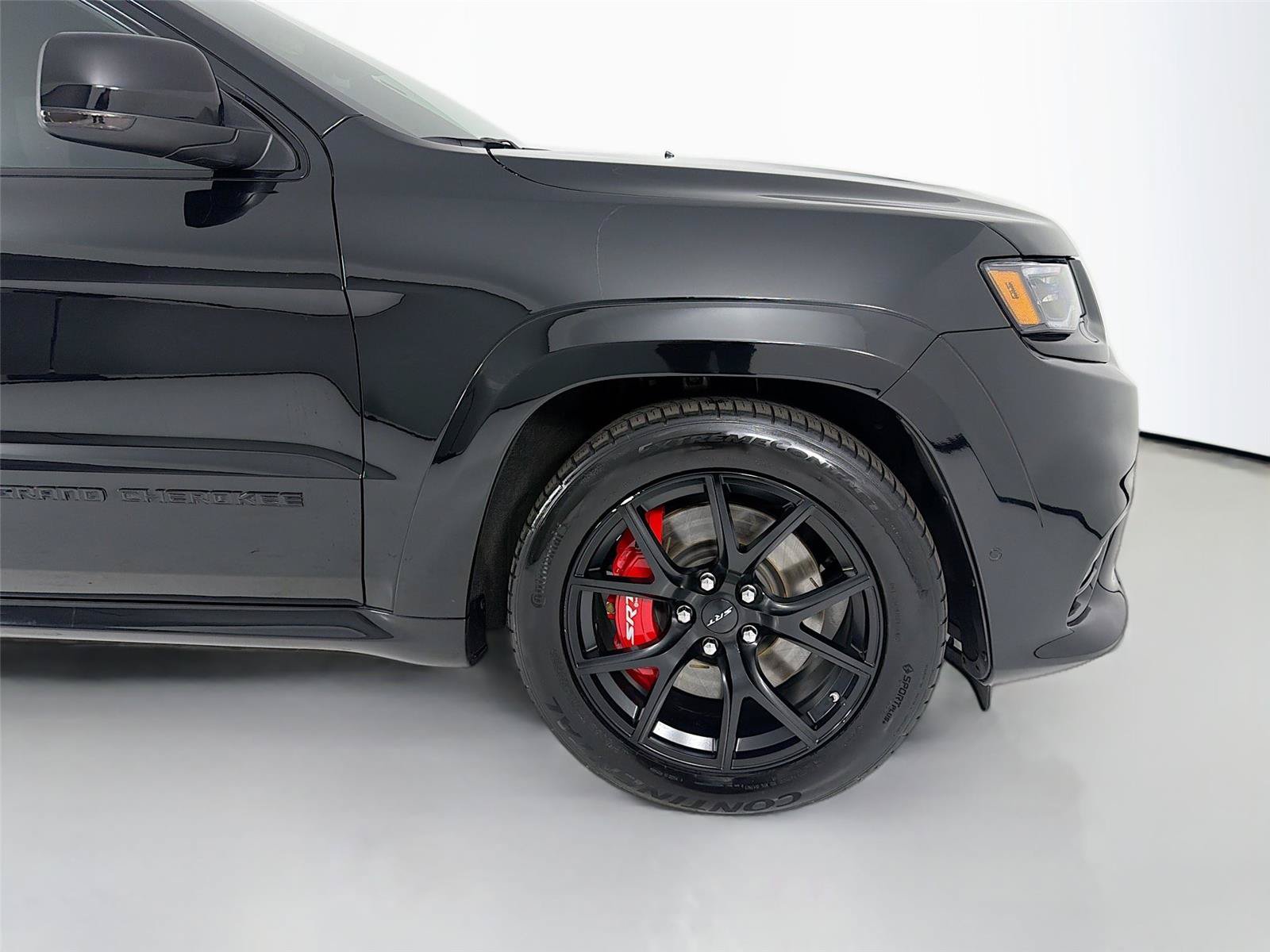 Used 2021 Jeep Grand Cherokee SRT w/ Trailer Tow Group IV AWD/4WD image 25