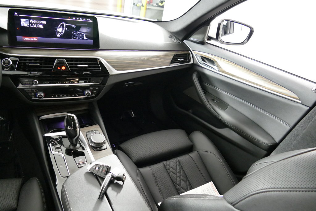 Used 2023 BMW 530i xDrive w/ Premium Package AWD/4WD image 26