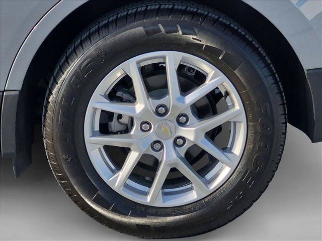 Used 2024 Chevrolet Equinox LT FWD image 23
