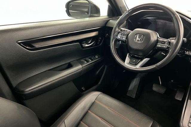 Used 2024 Honda CR-V Sport Touring image 11