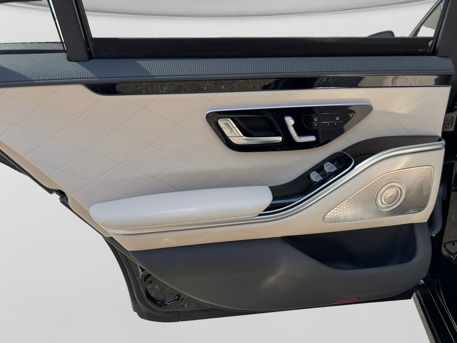 Used 2022 Mercedes-Benz S 580 4MATIC Sedan image 17