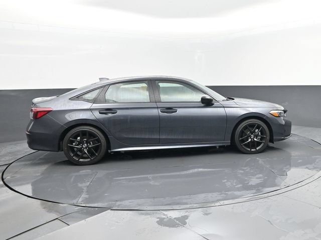 Used 2025 Honda Civic Sport image 4