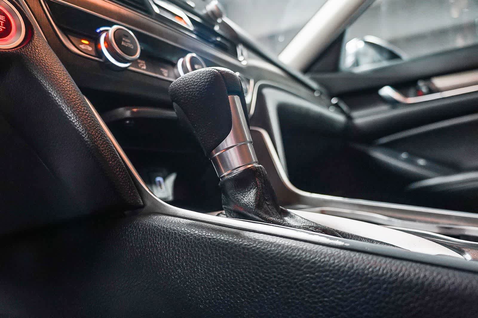 Used 2019 Honda Accord LX image 24