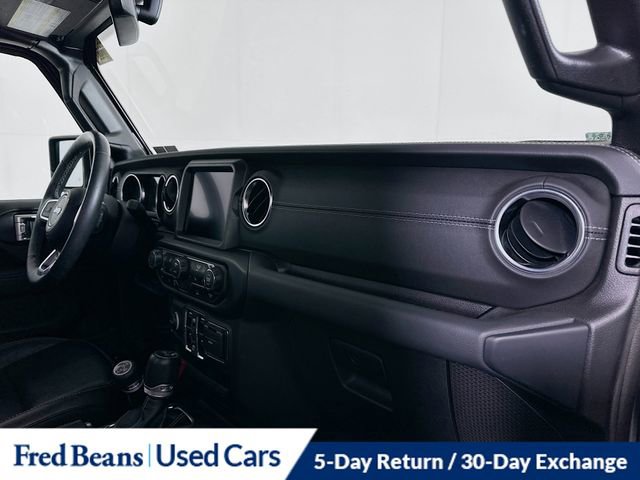 Used 2023 Jeep Wrangler Unlimited Sahara w/ Cold Weather Group image 31