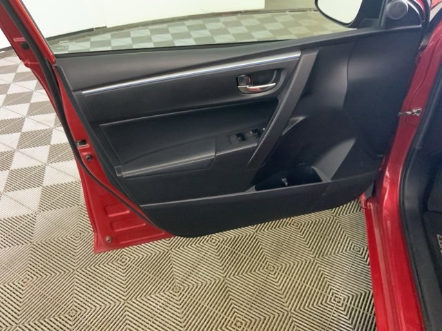 Used 2015 Toyota Corolla S image 23