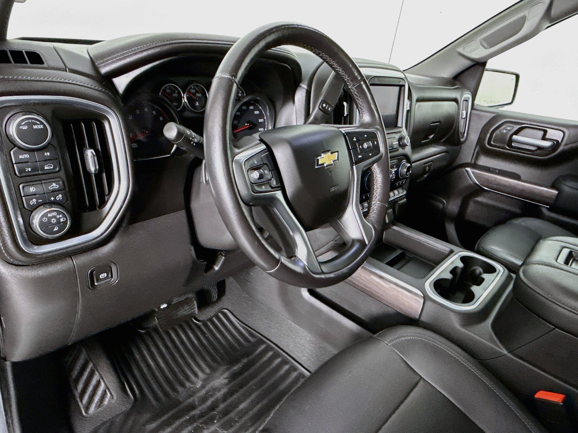 Certified 2021 Chevrolet Silverado 1500 LTZ AWD/4WD image 9
