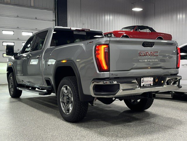 New 2026 GMC Sierra 2500 SLT w/ SLT Premium Package AWD/4WD image 3