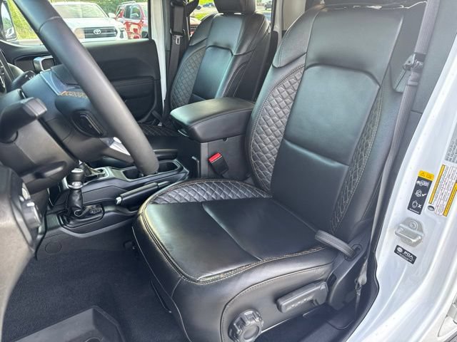 Used 2023 Jeep Gladiator Overland AWD/4WD image 7