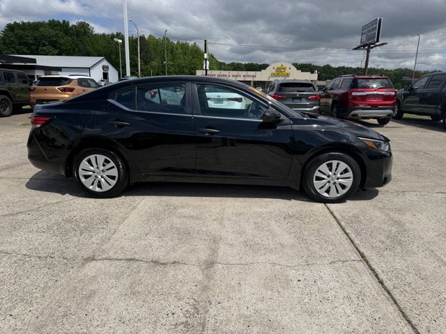 Used 2025 Nissan Sentra S FWD image 3