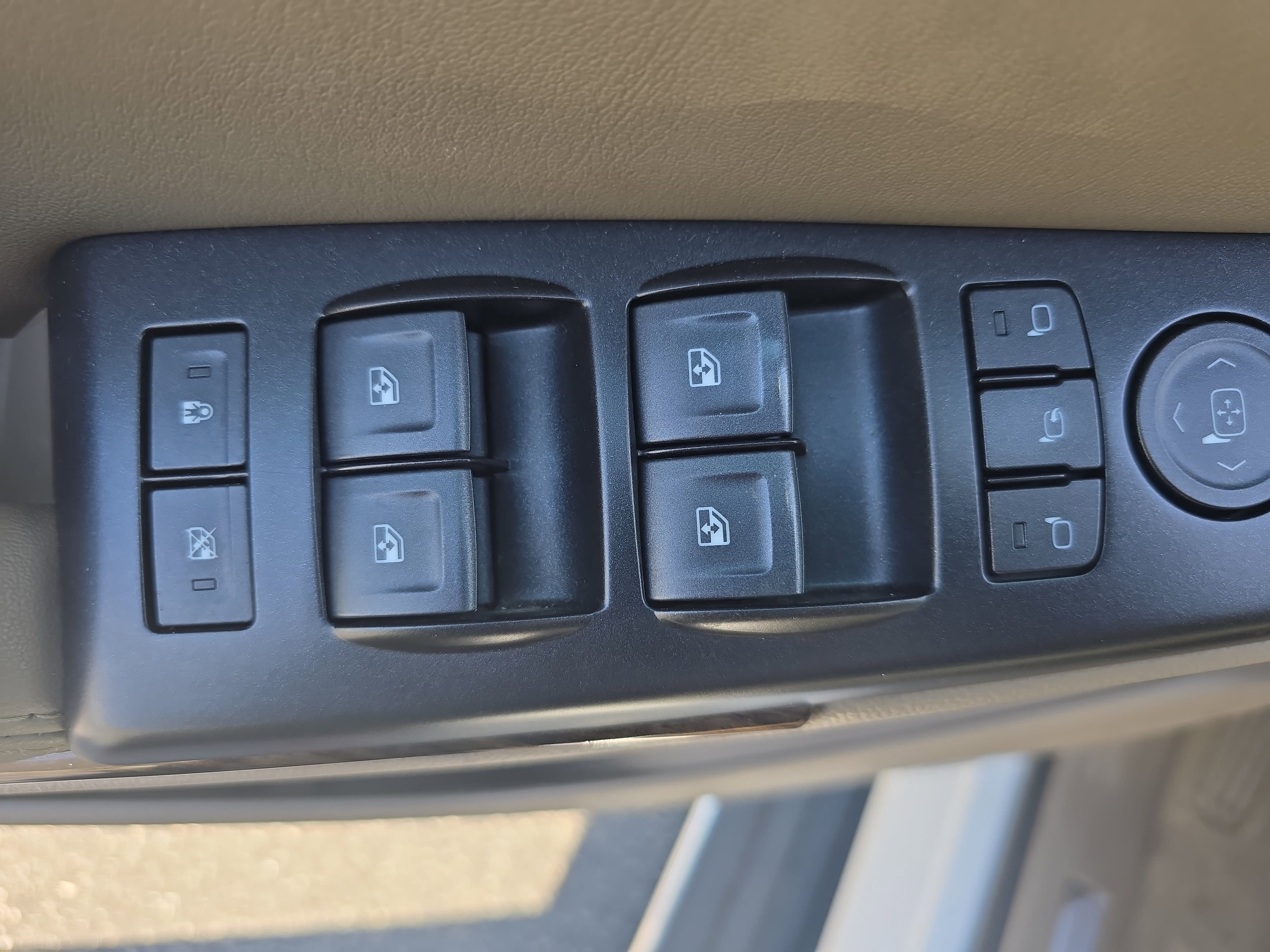 Used 2019 GMC Yukon XL SLT w/ Open Road Package image 30