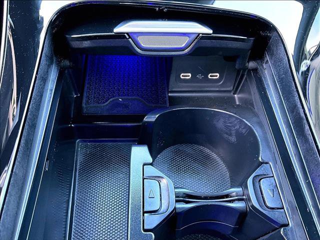 Used 2025 Mercedes-Benz C 300 Sedan image 26