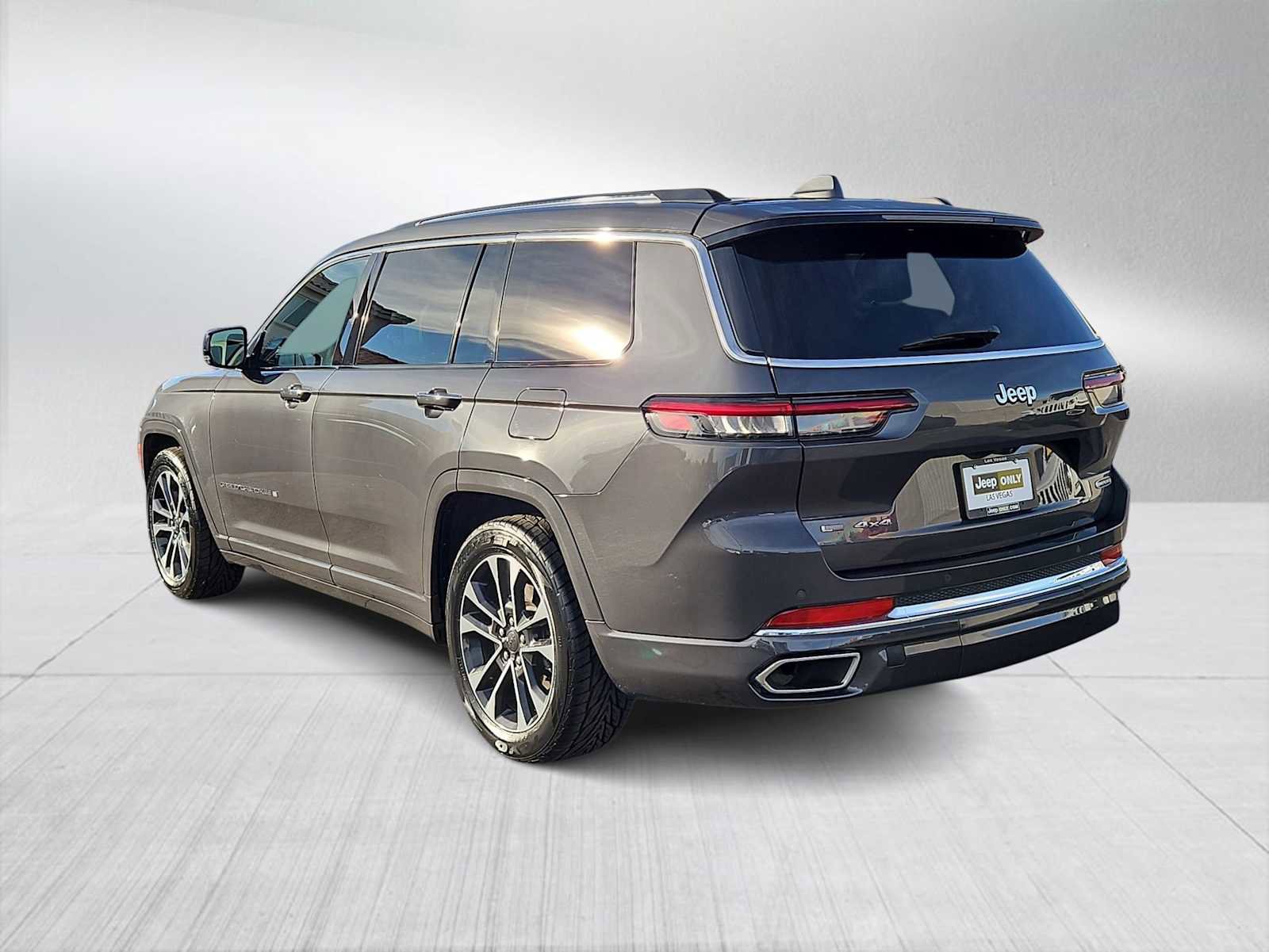 Used 2023 Jeep Grand Cherokee L Overland image 6