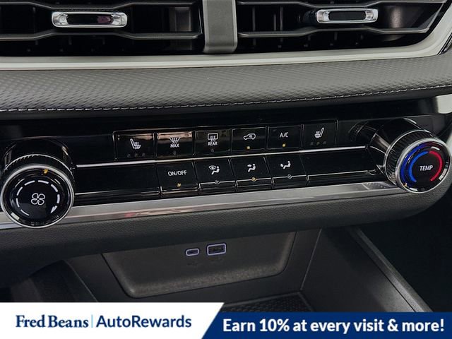 New 2026 Chevrolet Equinox LT image 11