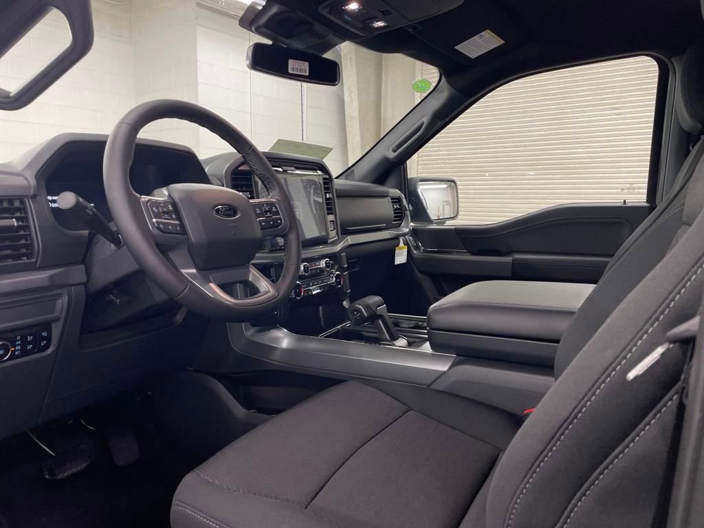 New 2025 Ford F150 XLT w/ Equipment Group 302A MID image 6