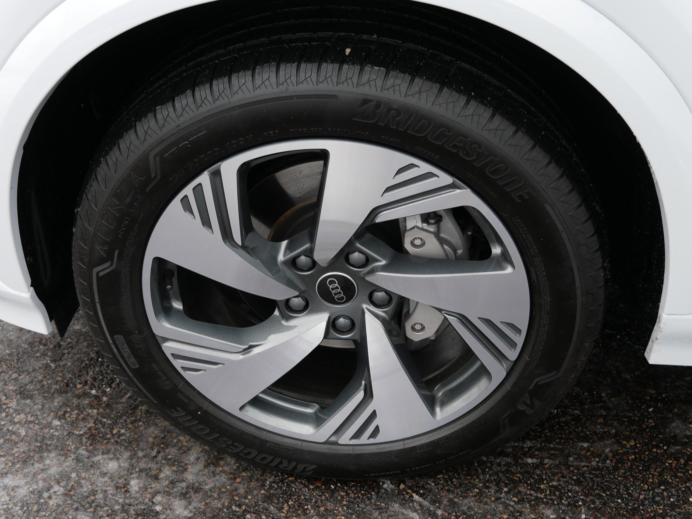 Used 2025 Audi Q6 e-tron Premium Plus w/ Premium Plus image 15