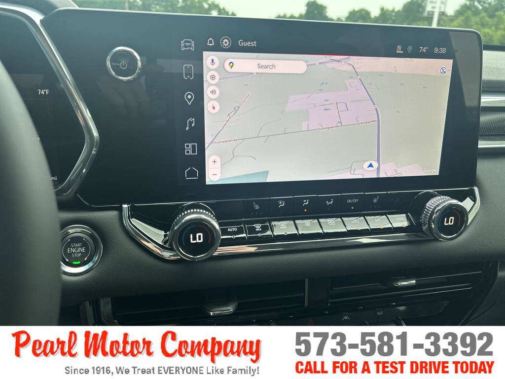 New 2026 GMC Canyon Elevation w/ Convenience Package image 16