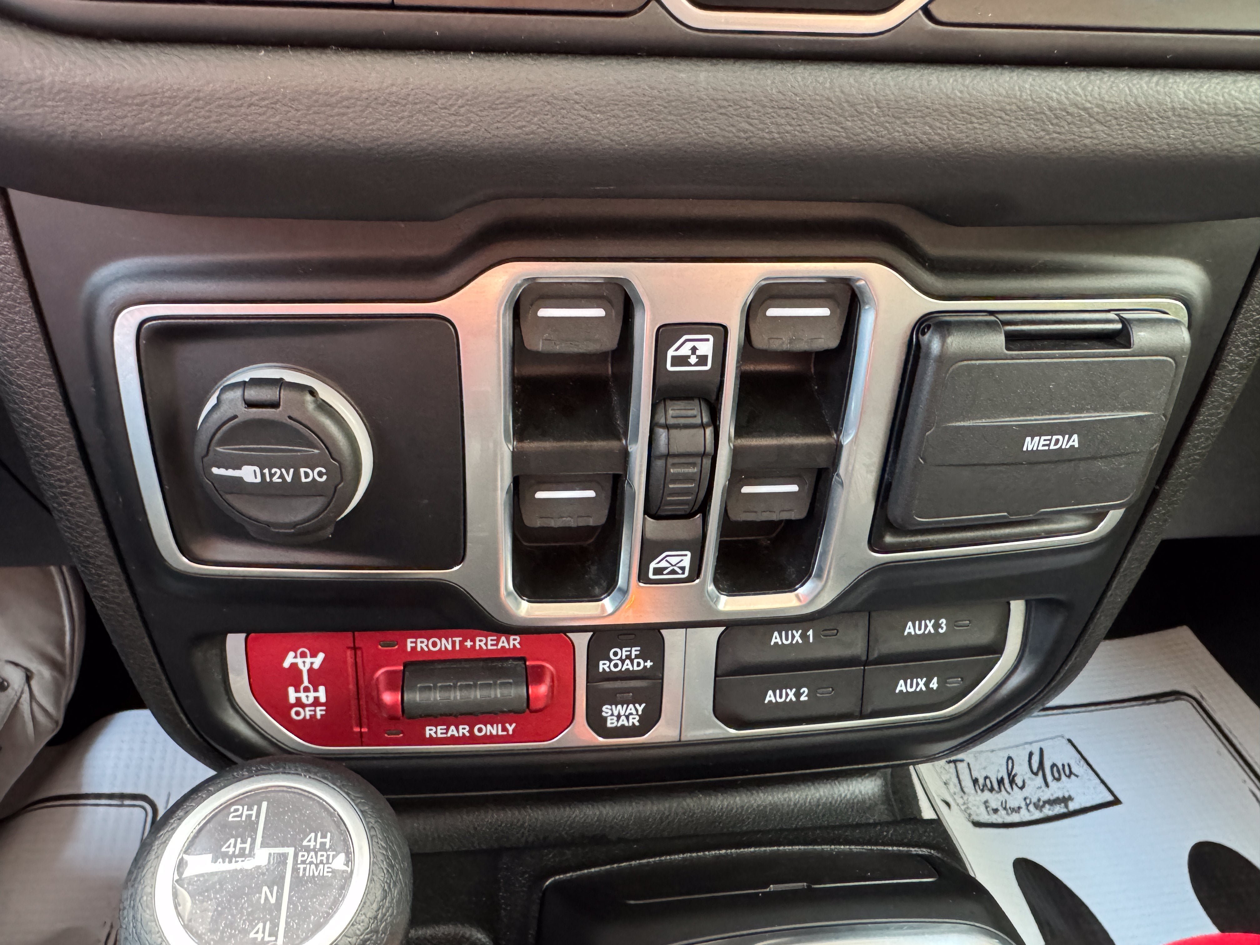 Used 2024 Jeep Wrangler Unlimited Rubicon 4xe AWD/4WD image 18