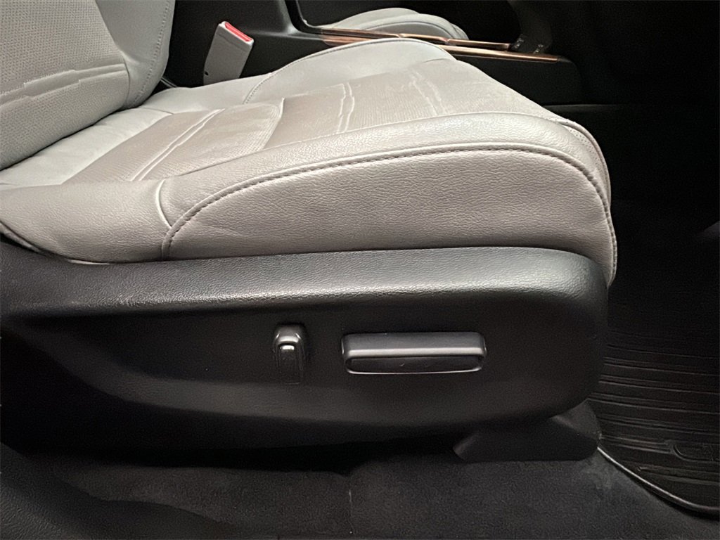Certified 2022 Honda CR-V Touring image 14