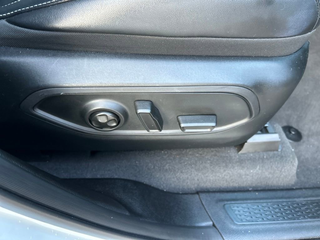 Used 2021 Jeep Grand Cherokee L Limited image 32