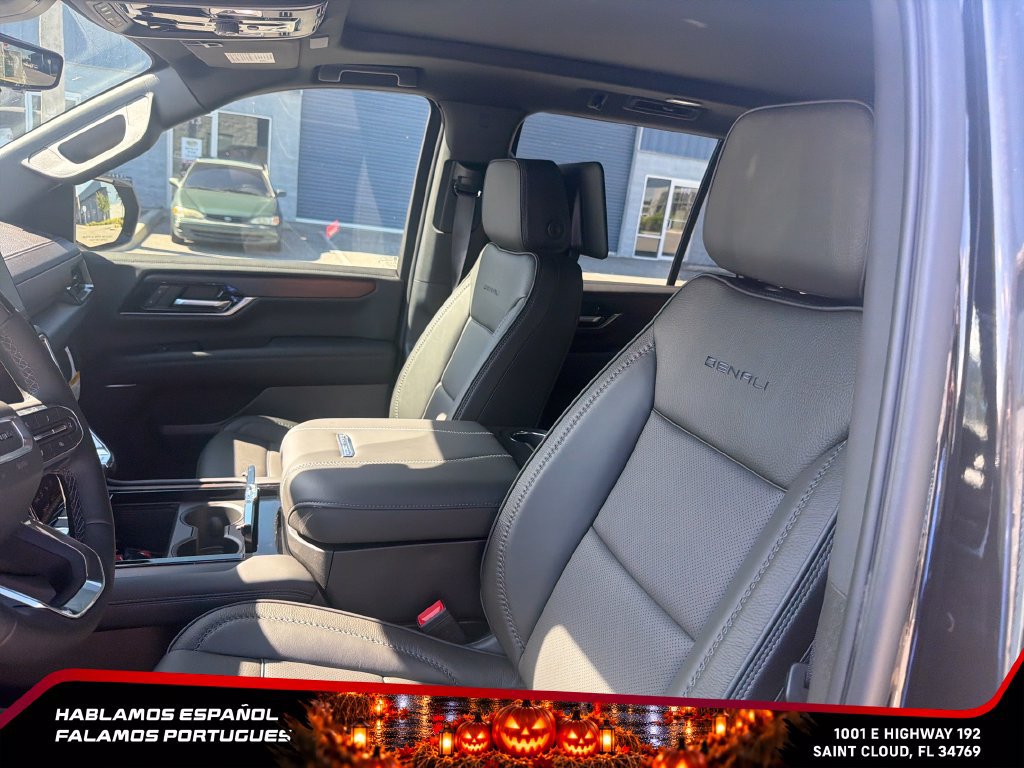 New 2026 GMC Yukon Denali w/ Denali Reserve Package AWD/4WD image 16