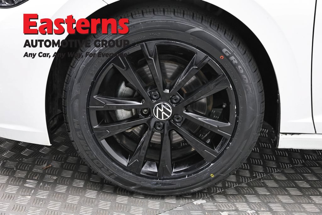 Used 2024 Volkswagen Jetta Sport FWD image 32
