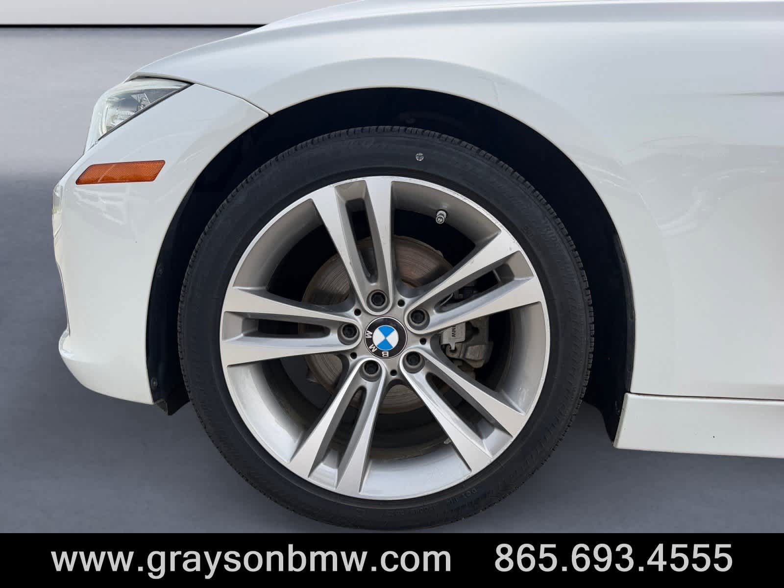 Used 2015 BMW 328i Sedan RWD image 9