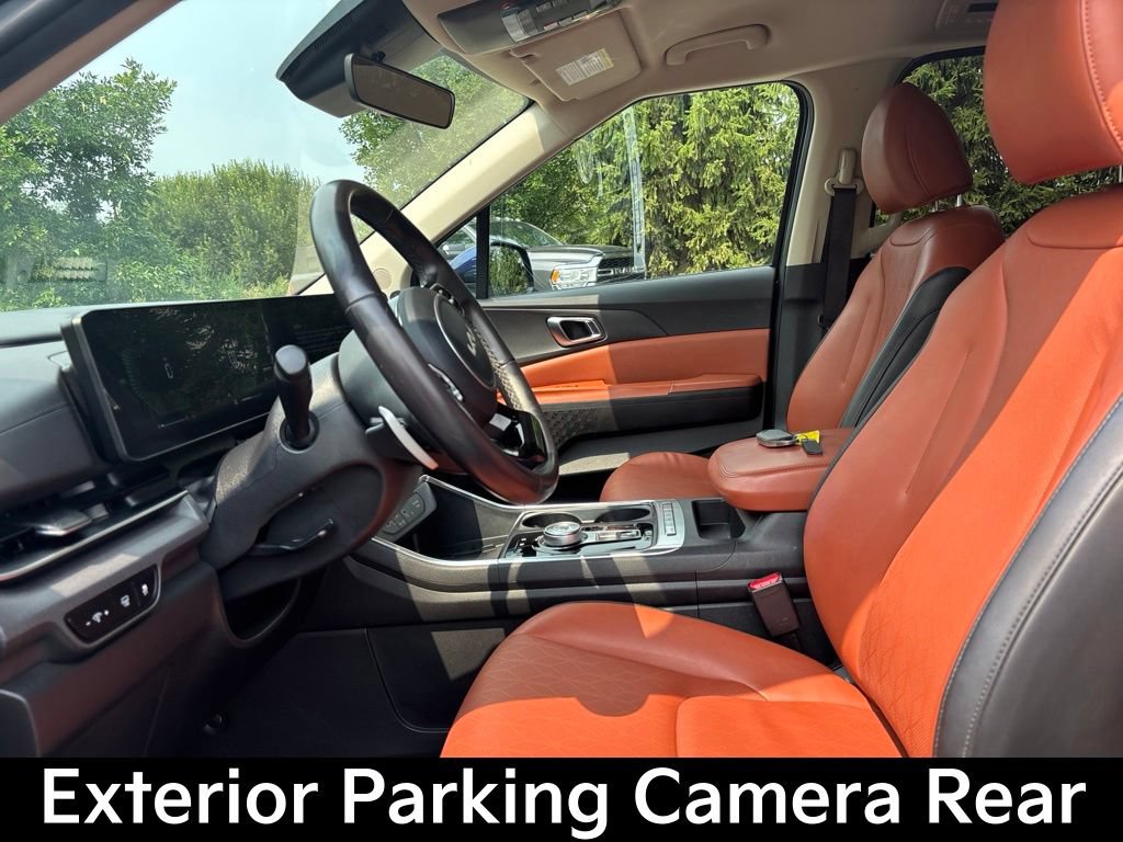 Certified 2025 Kia Carnival EX FWD image 12
