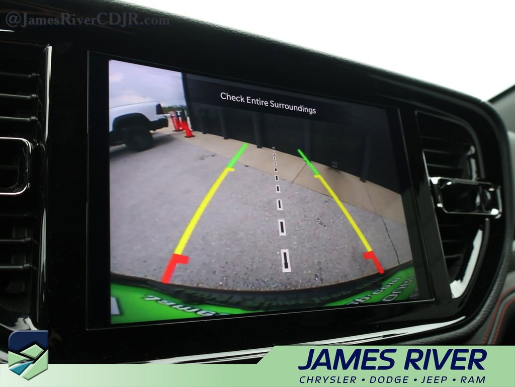 Used 2025 Dodge Durango GT image 35