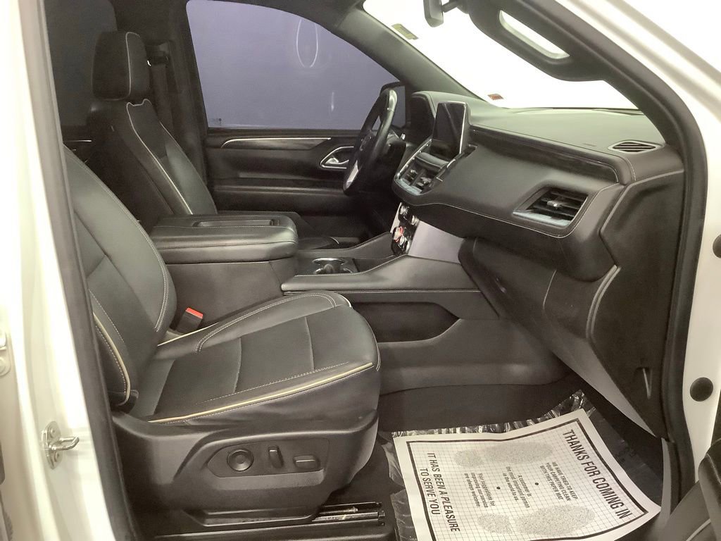 Used 2022 GMC Yukon XL SLT w/ SLT Premium Package AWD/4WD image 29