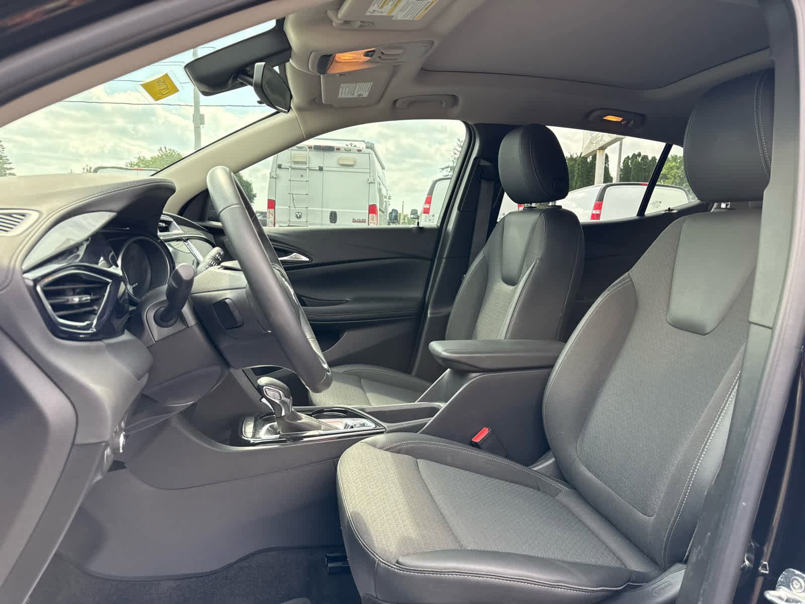 Certified 2023 Buick Encore GX Select w/ Experience Buick Package FWD image 11