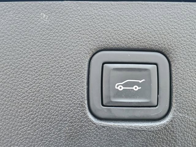 Used 2020 Chevrolet Blazer LT image 28