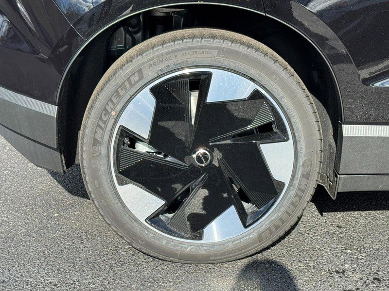 New 2026 Volvo EX30 Plus w/ Climate Package image 4