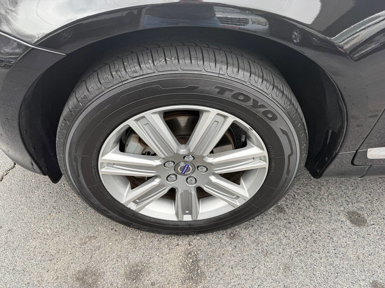 Used 2017 Volvo XC60 T5 Inscription w/ Preferred Option Package FWD image 10