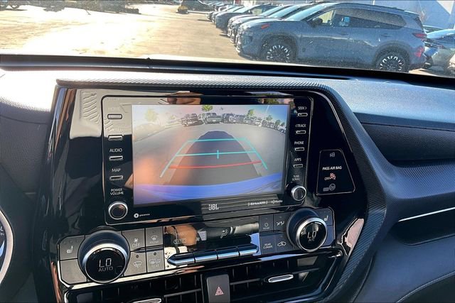 Used 2022 Toyota Highlander XSE image 14