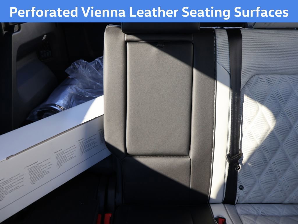 New 2026 Volkswagen Atlas Cross Sport SEL Premium R-Line image 14