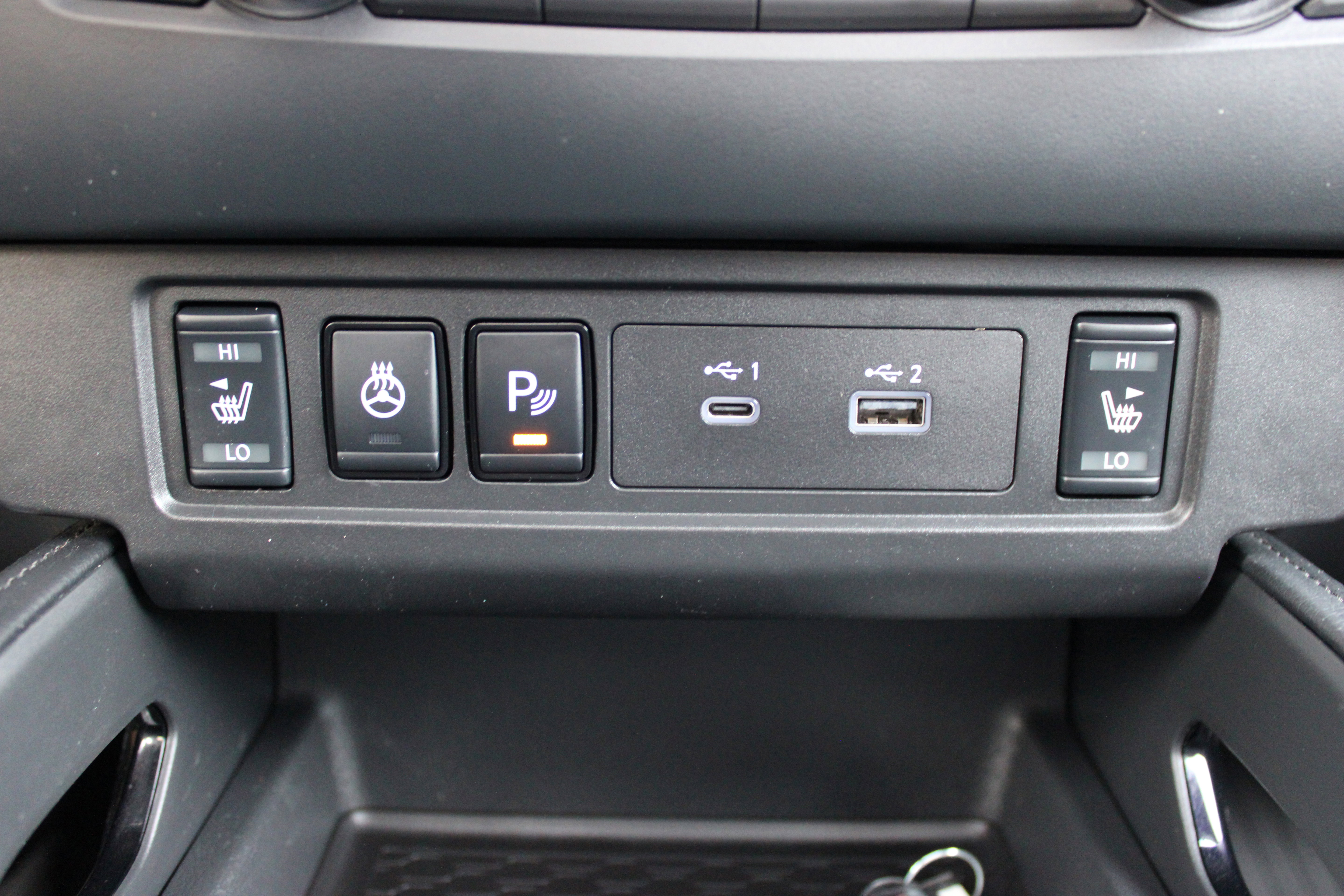 Certified 2022 Nissan Frontier PRO-4X w/ Pro-4X Premium Package image 21