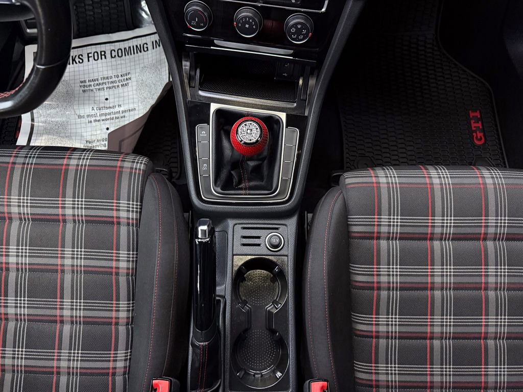 Used 2018 Volkswagen GTI Autobahn image 23