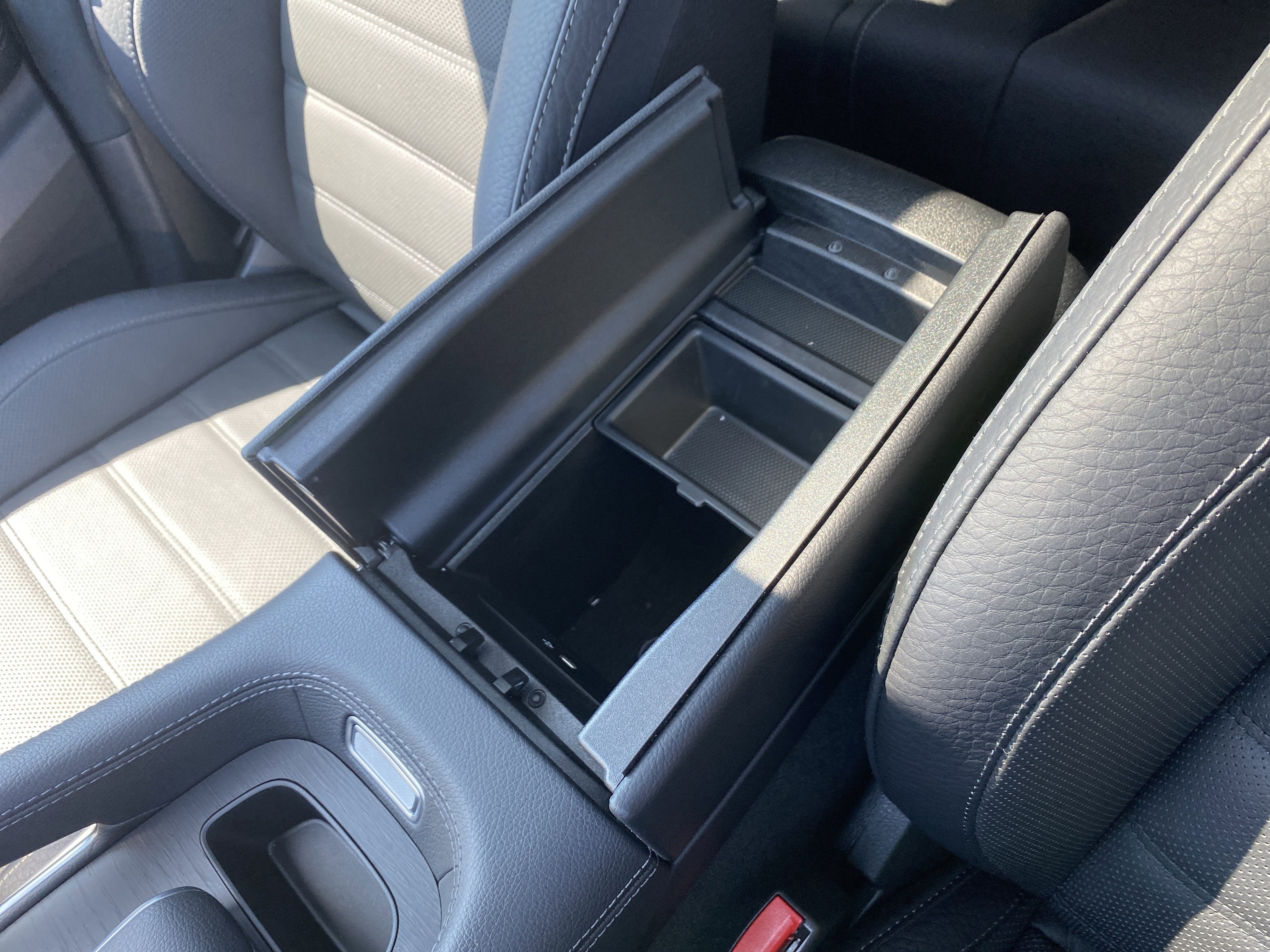 Used 2025 Mercedes-Benz GLE 450 4MATIC Coupe image 39