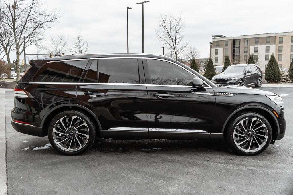 Used 2021 Lincoln Aviator Reserve w/ Equipment Group 202A image 3